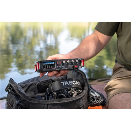 FR-AV4_l_03_Rugged_Portable_and_Production_Ready