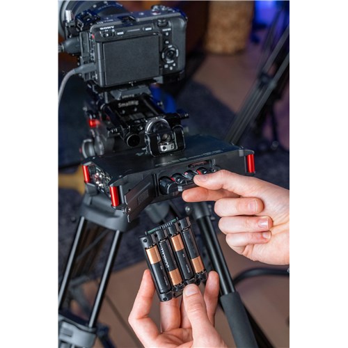 FR-AV4_l_11_Quick_Swap_Battery_Replacement