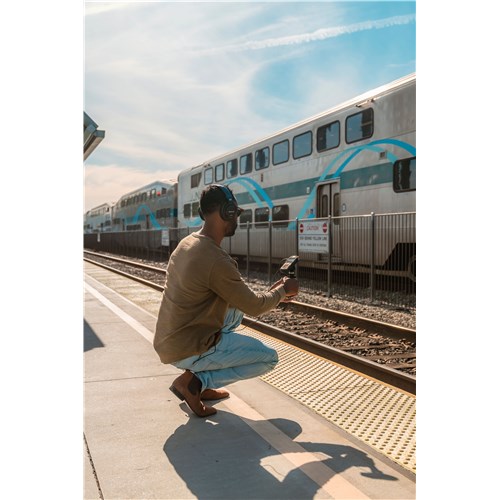 dr-05xp_l_built-in_condenser_microphones