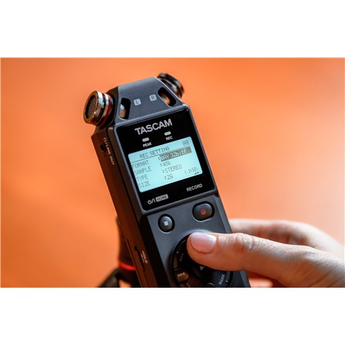 dr-05xp_l_capture_pro-level_recordings