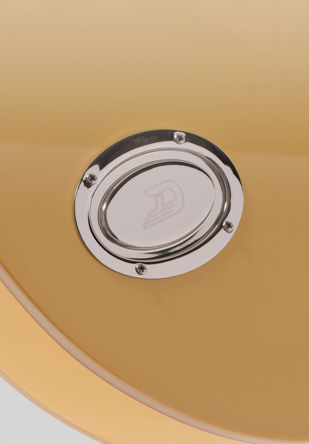 Detail image of the Duesenberg Senior Electronics Cover